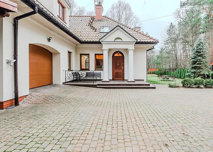 Lumina Amazing House In Warsaw