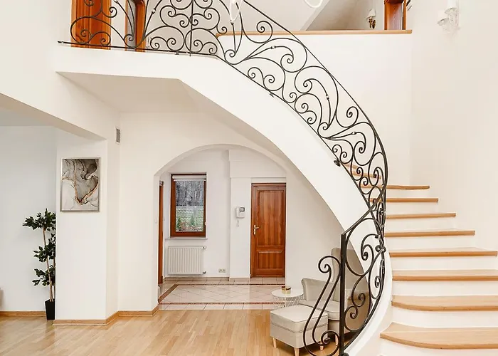 Lumina I Premium House 253M2 I 12 Guests I Parking I 2 Bathrooms I Terrace