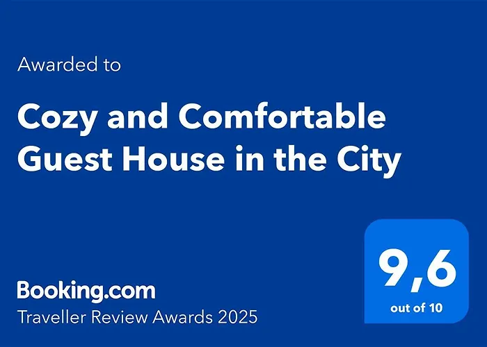 Cozy And Comfortable Guest House In The City